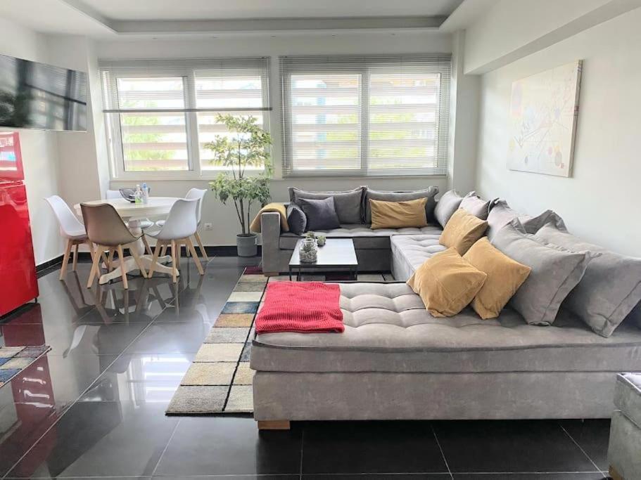 New Amazinglarge Luxury 4Br Suite/1Min Toacropolis Athens Exterior photo