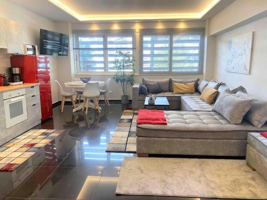 New Amazinglarge Luxury 4Br Suite/1Min Toacropolis Athens Exterior photo